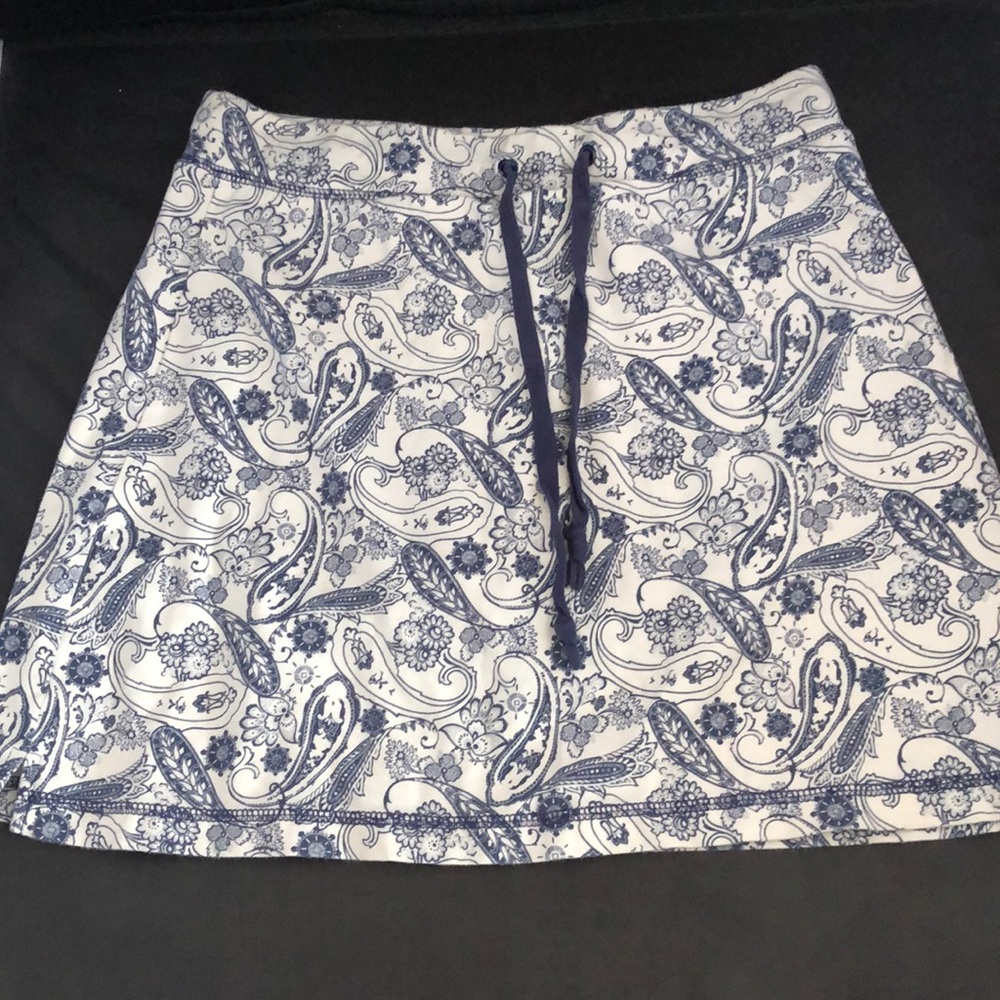 NYL skort